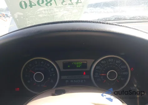 2005 Ford Expedition Xlt z USA, uszkodzony, nr VIN 1FMPU15575LA26271